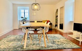 Mansard-Wohnung in Villa 2 Schlafzr, 85 m2, bis 4 Gäste ,Ferien- und Monteurwhg, Haustier möglich